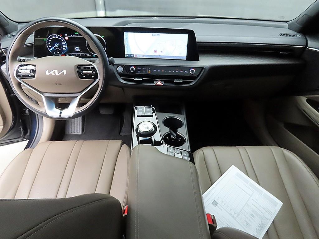 KIA K8 - Vista 9