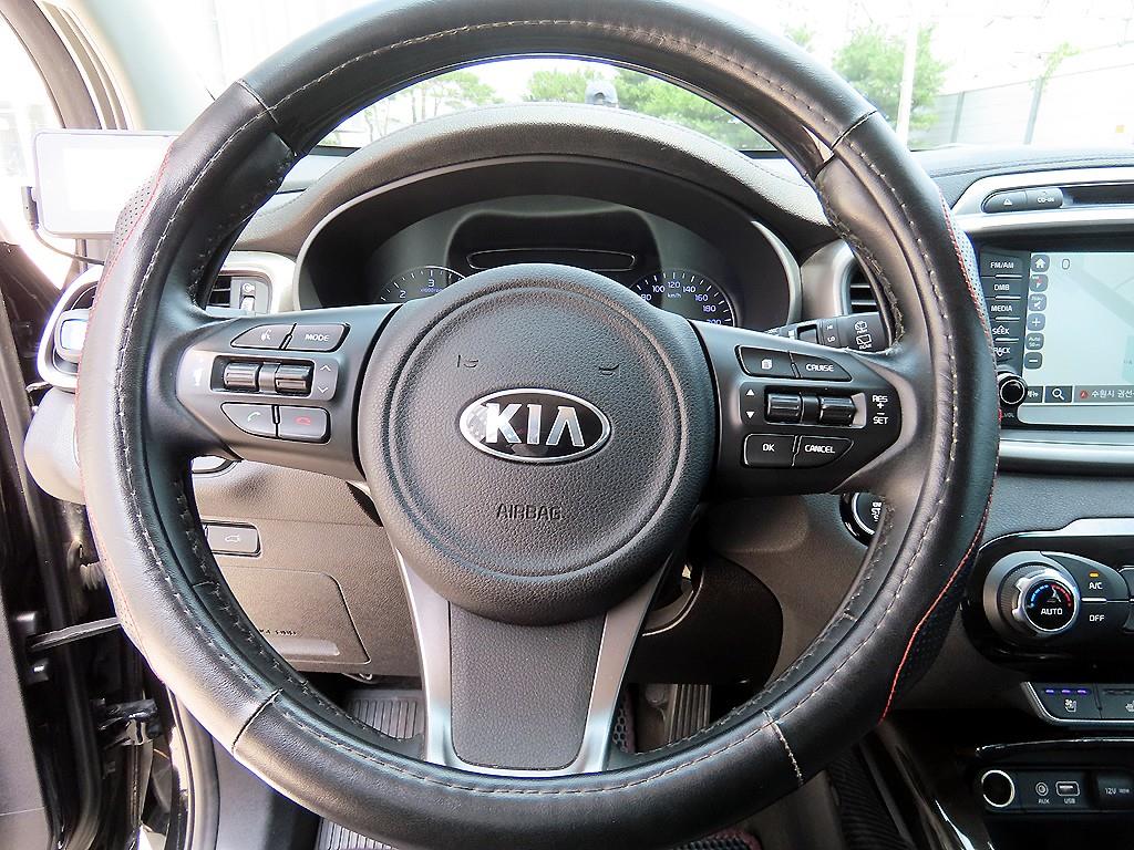 KIA Sorento - Vista 10