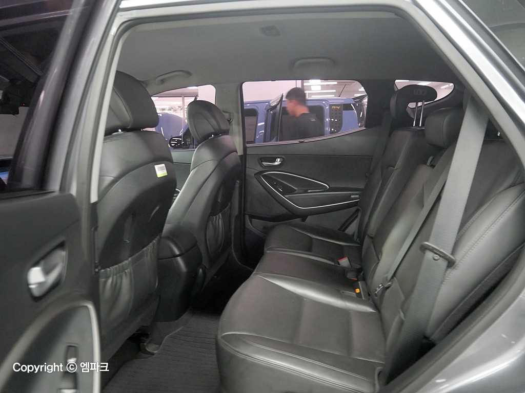 HYUNDAI Santa Fe - Vista 11