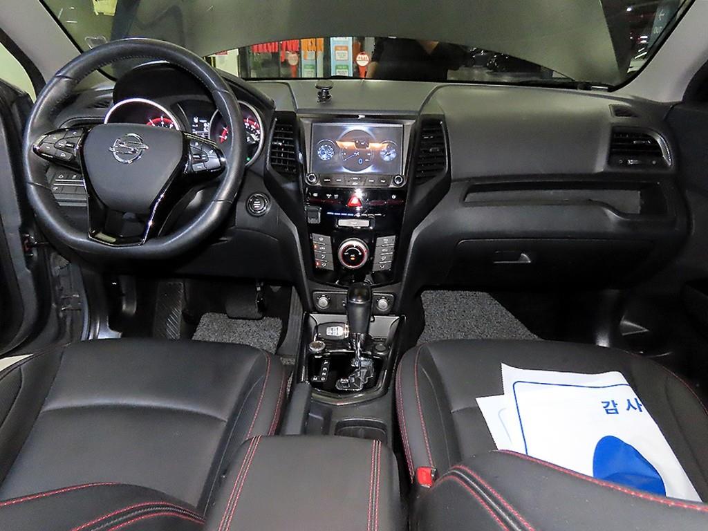 Ssangyong Tivoli - Vista 12