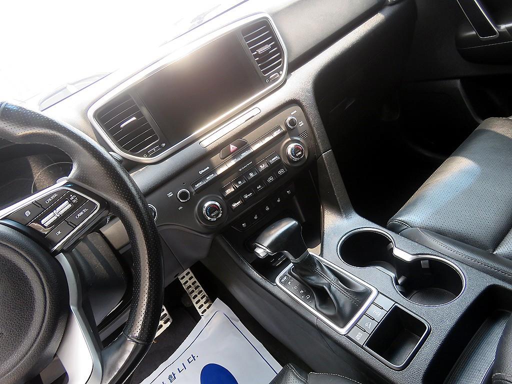 KIA Sportage - Vista 12
