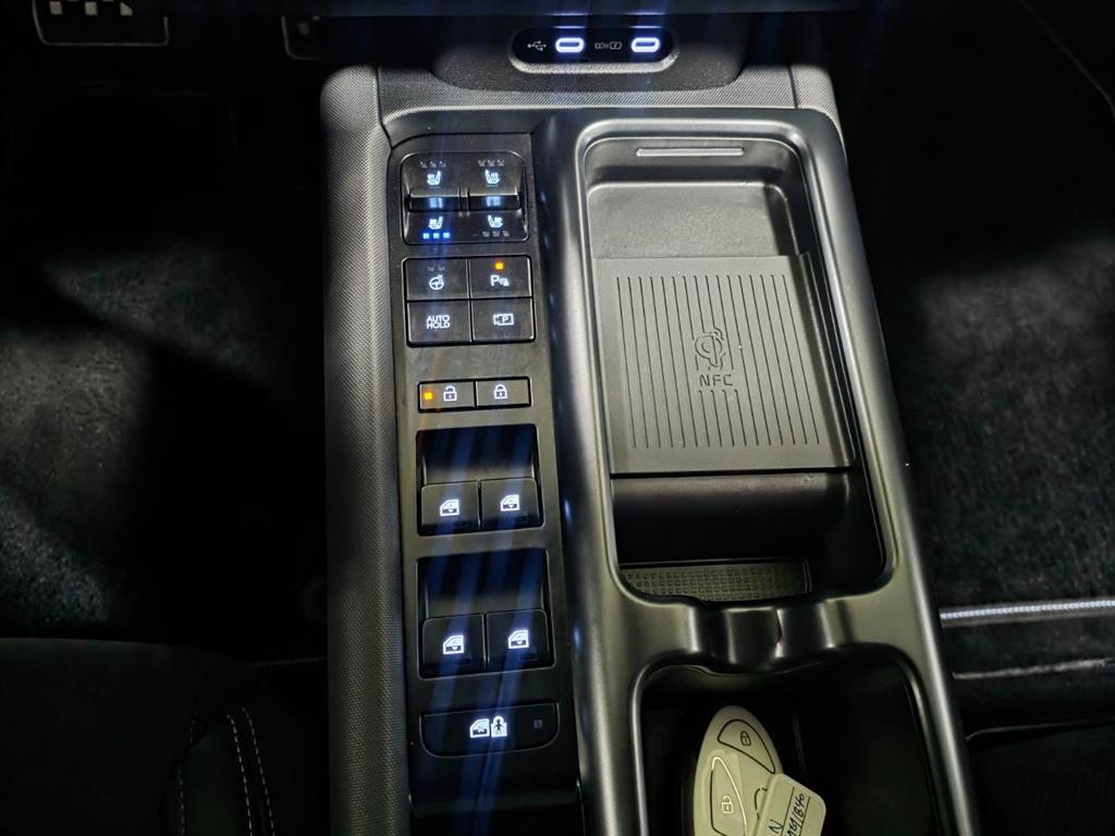 HYUNDAI Ioniq 6 - Vista 8