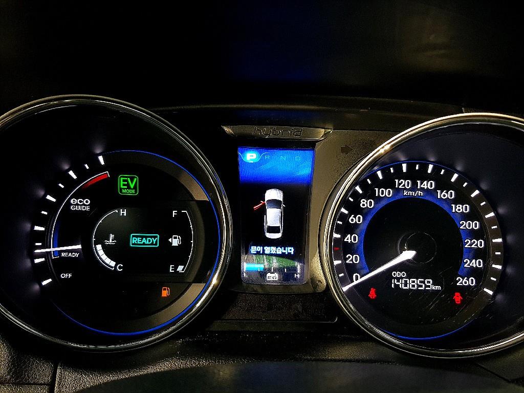 HYUNDAI Sonata - Vista 9