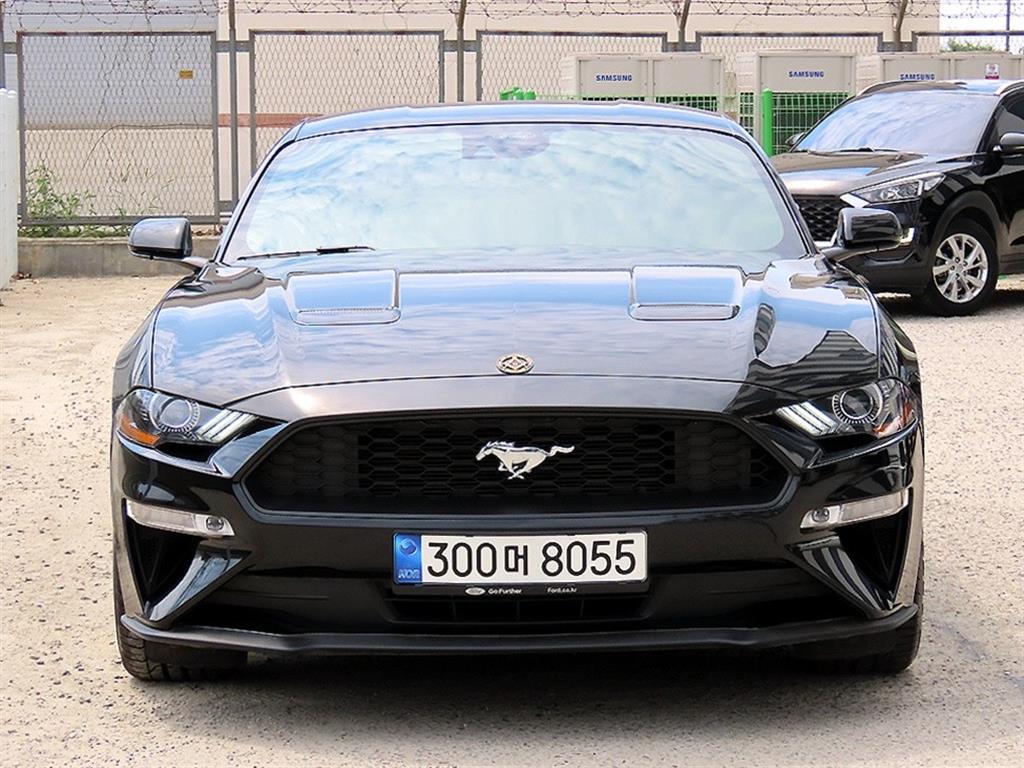 Ford Mustang 2023 Negro - Importación desde Corea - HF Imports Iquique - Foto 1