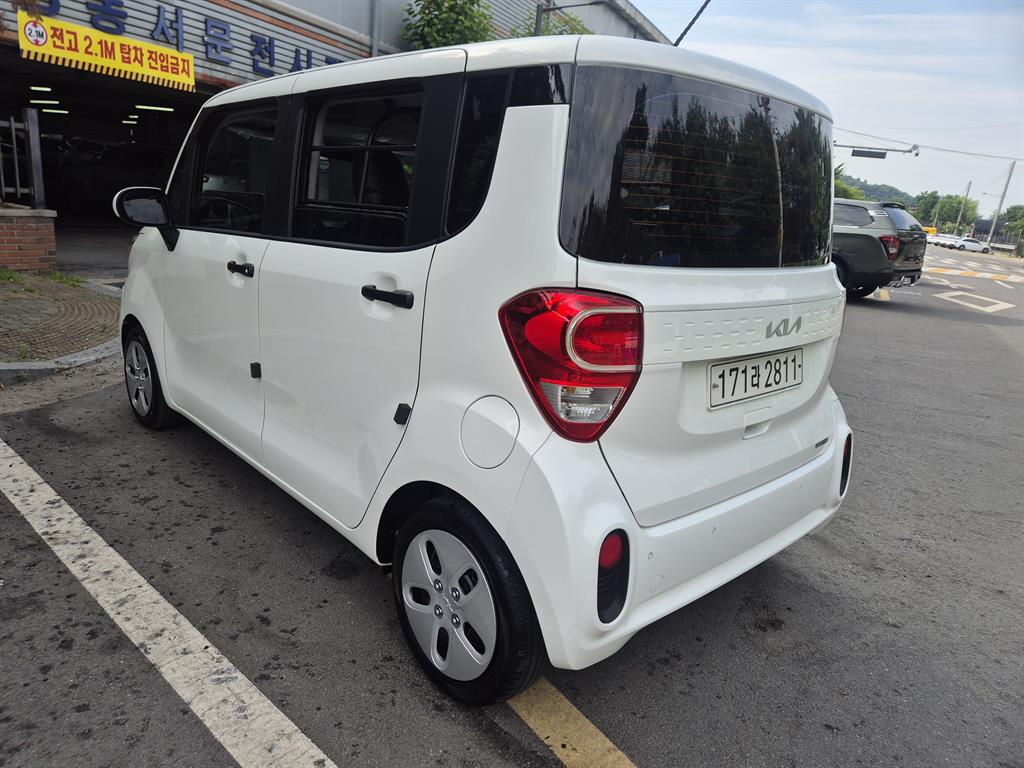 KIA Ray - Vista 8