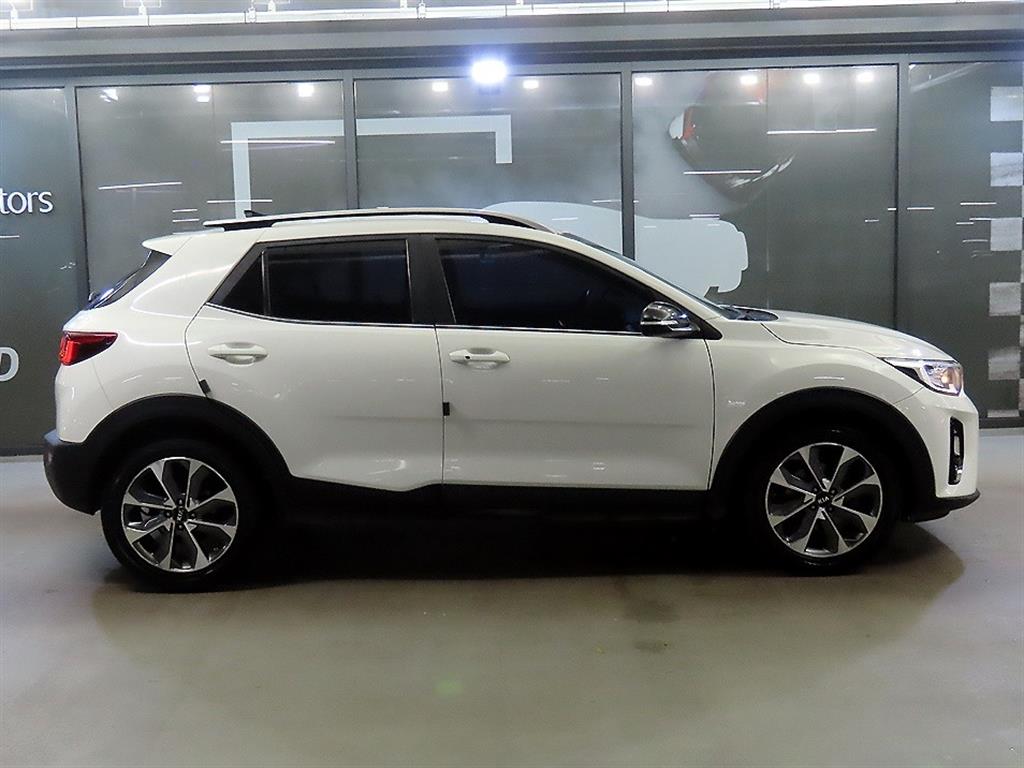 KIA Stonic - Vista 3