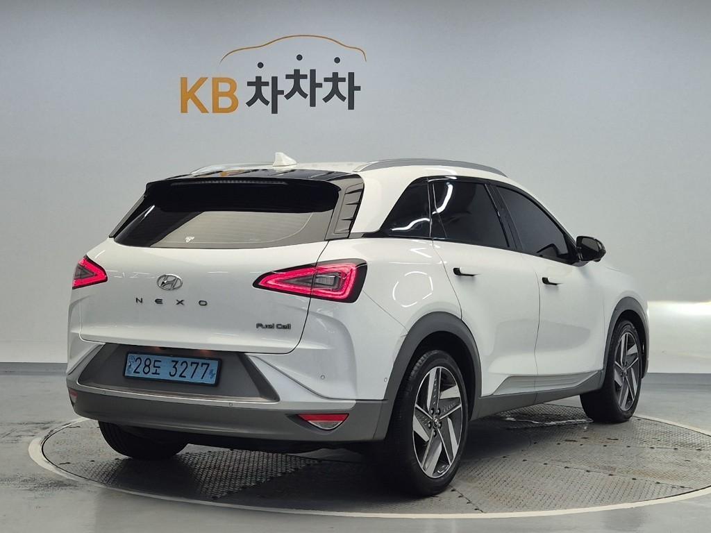 HYUNDAI Nexo - Vista 3