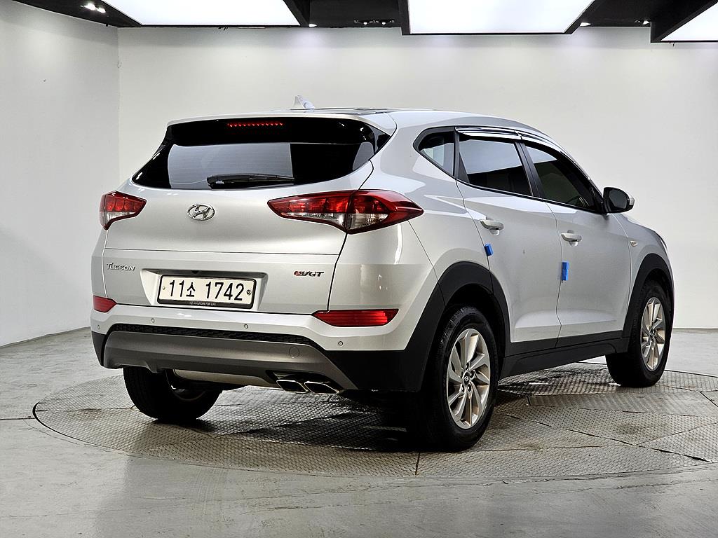 HYUNDAI Tucson - Vista 6