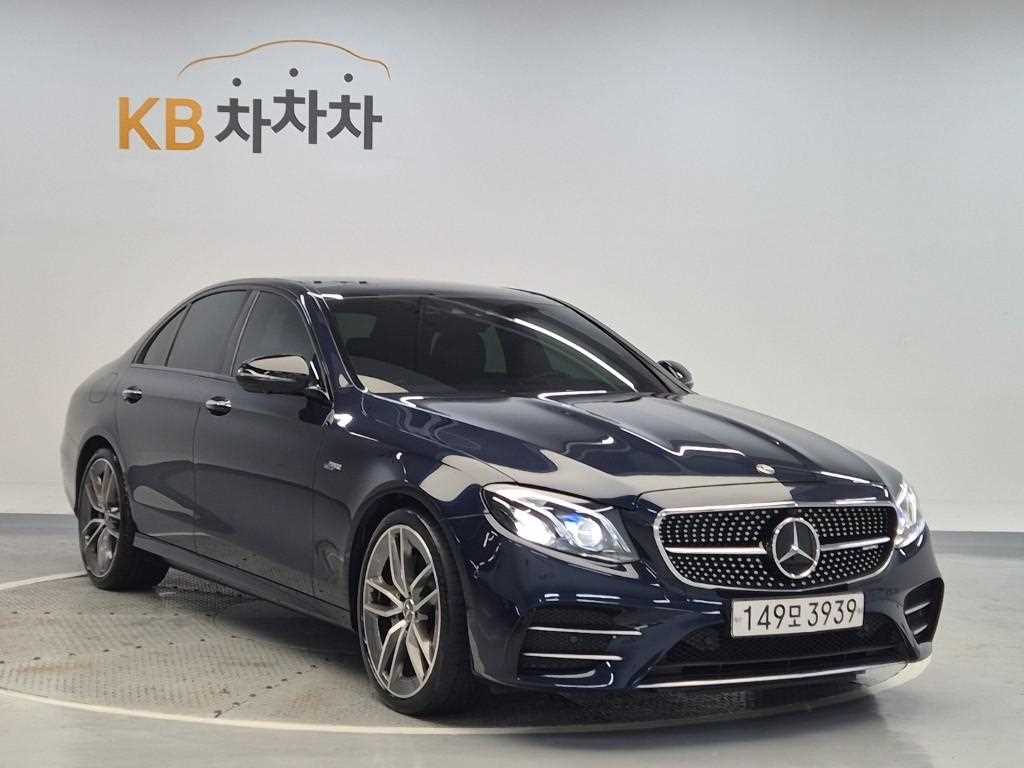 Mercedes Benz E class - Vista 6