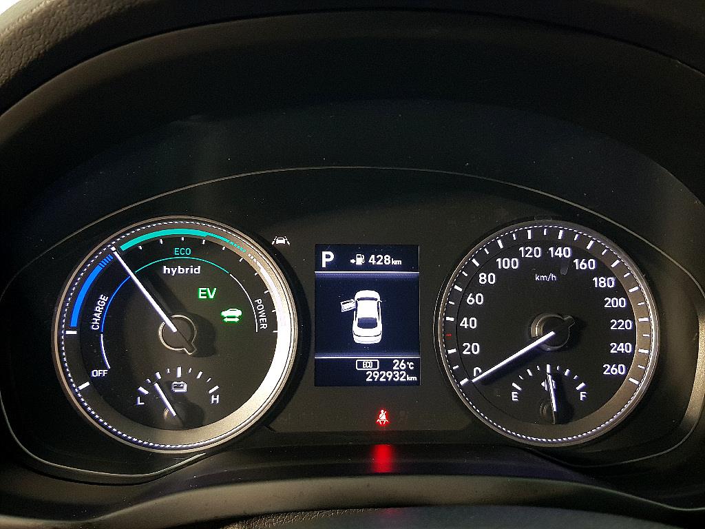 HYUNDAI Grandeur - Vista 9