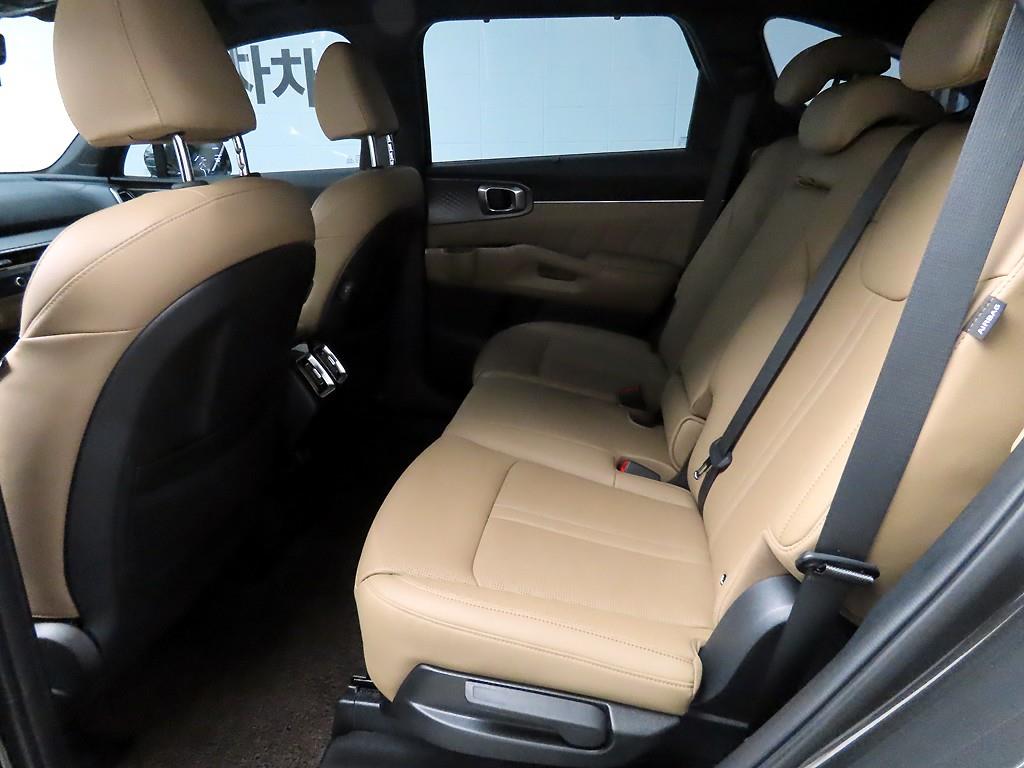KIA Sorento - Vista 9