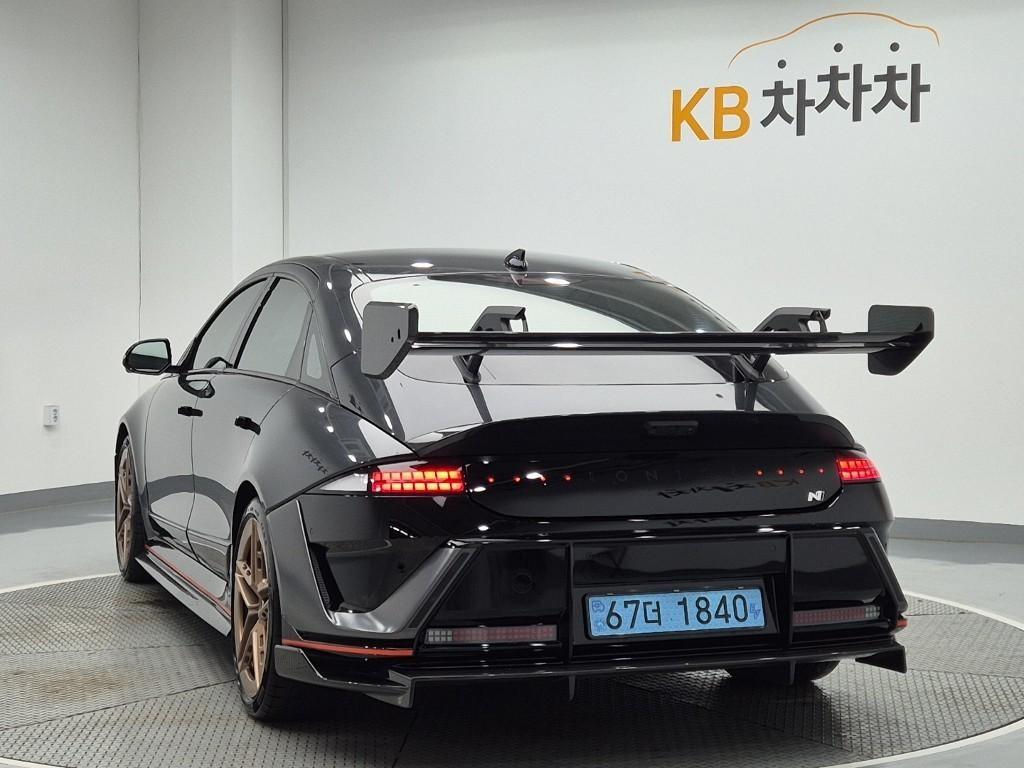 HYUNDAI Ioniq 6 - Vista 2