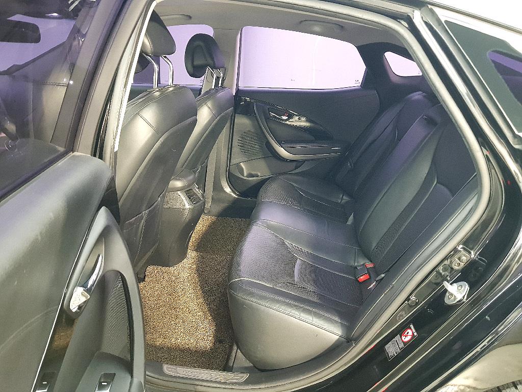 HYUNDAI Grandeur - Vista 11