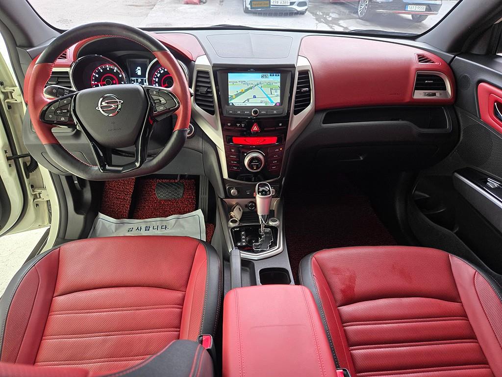 Ssangyong Tivoli - Vista 11