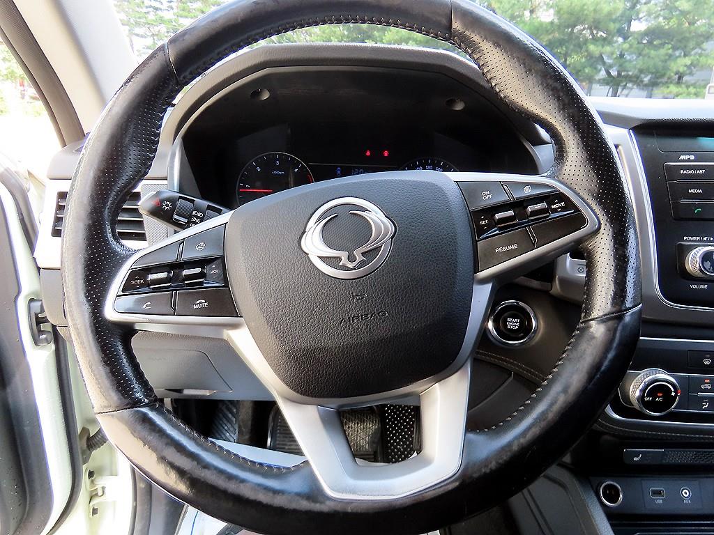 Ssangyong Rexton - Vista 10