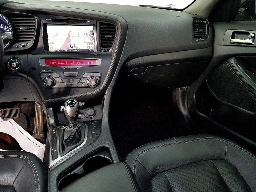 KIA K5 - Vista 12