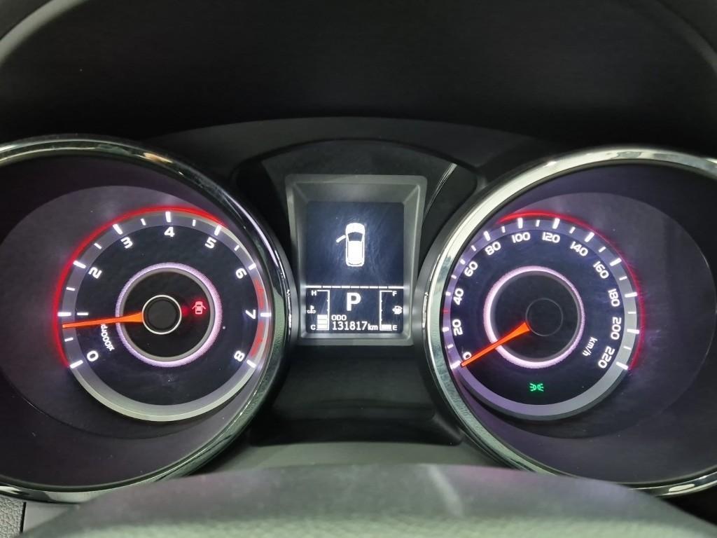 Ssangyong Tivoli - Vista 8