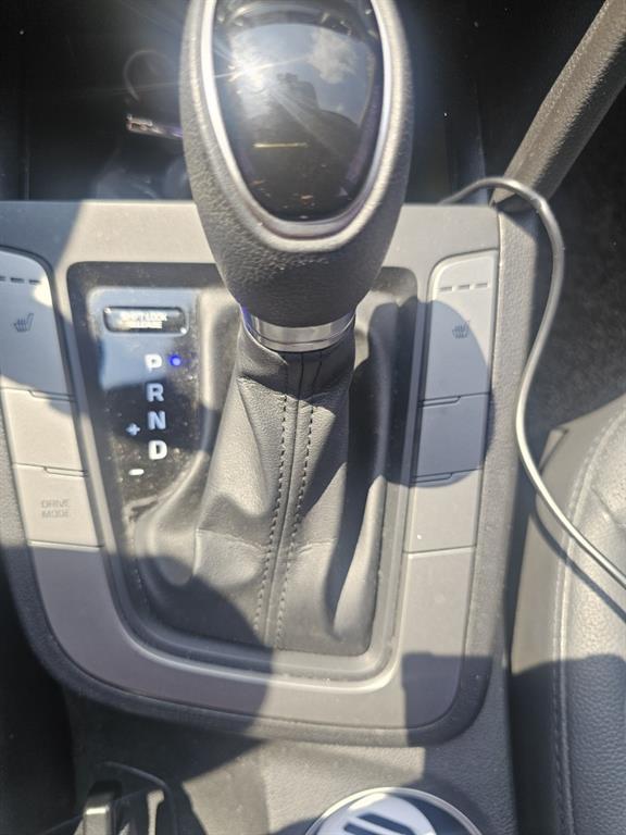 HYUNDAI Avante - Vista 8
