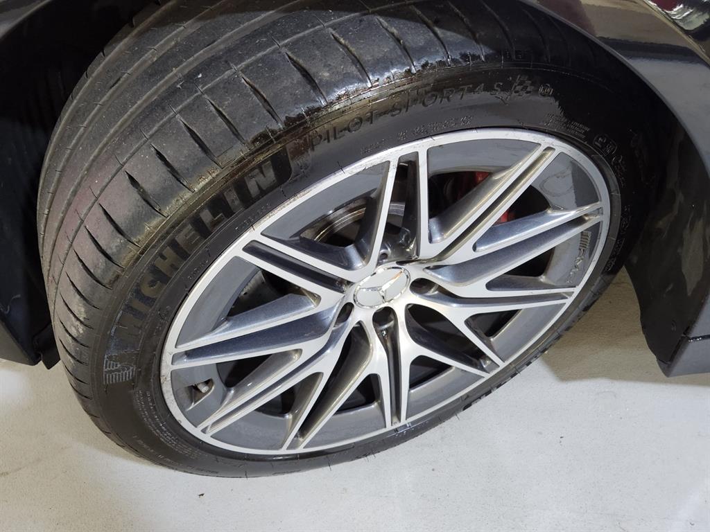 Mercedes Benz AMG GT 2024 Negro - Importación desde Corea - HF Imports Iquique - Foto 20