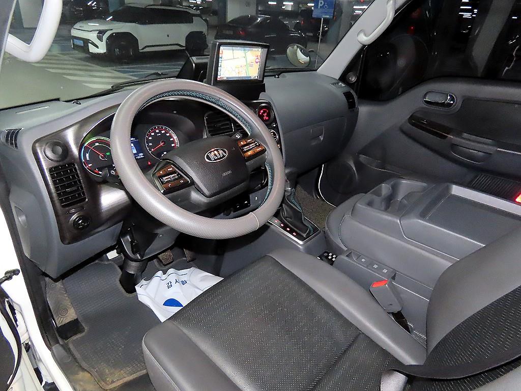 Small Truck Top_Powergate 2021 Blanco - Importación desde Corea - HF Imports Iquique - Foto 14
