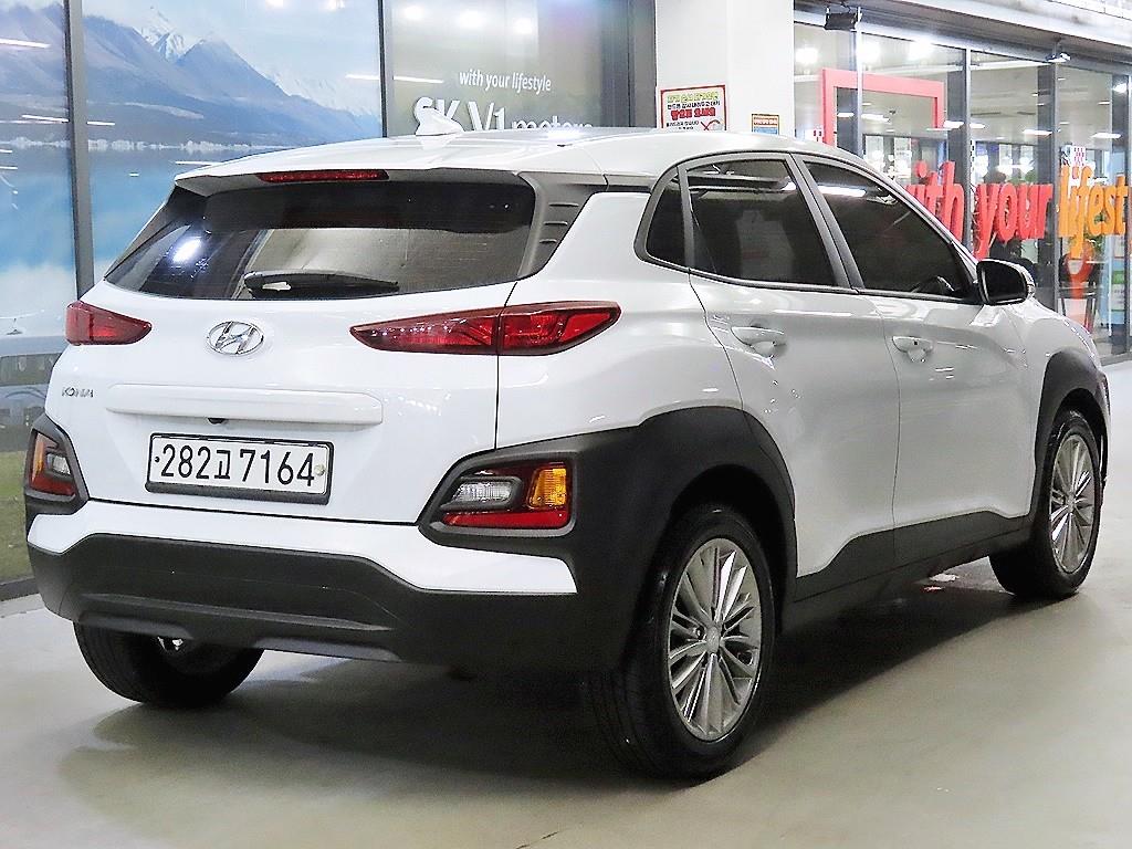 HYUNDAI Kona - Vista 6