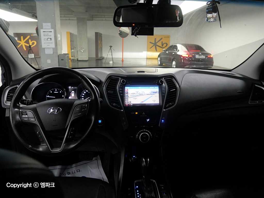 HYUNDAI Santa Fe - Vista 8