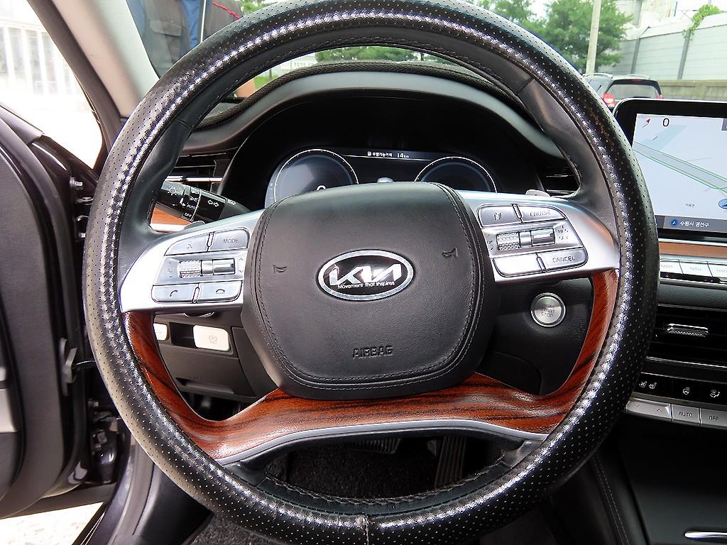 KIA K9 - Vista 10