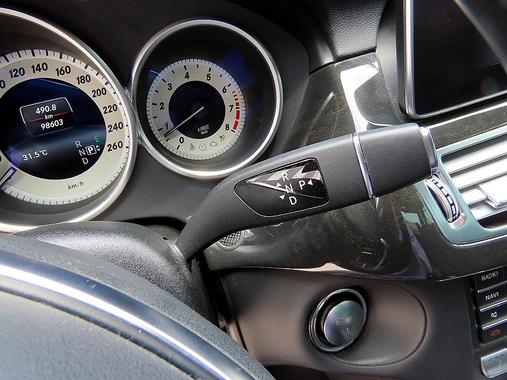 Mercedes Benz CLS Class - Vista 12