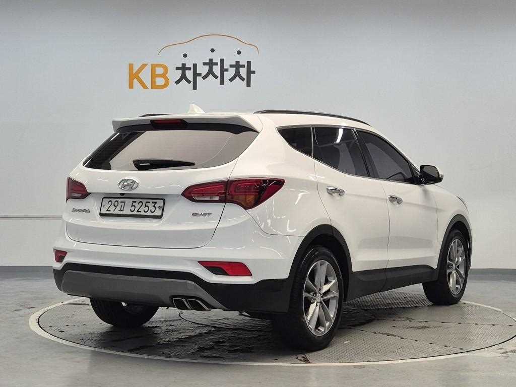 HYUNDAI Santa Fe - Vista 3