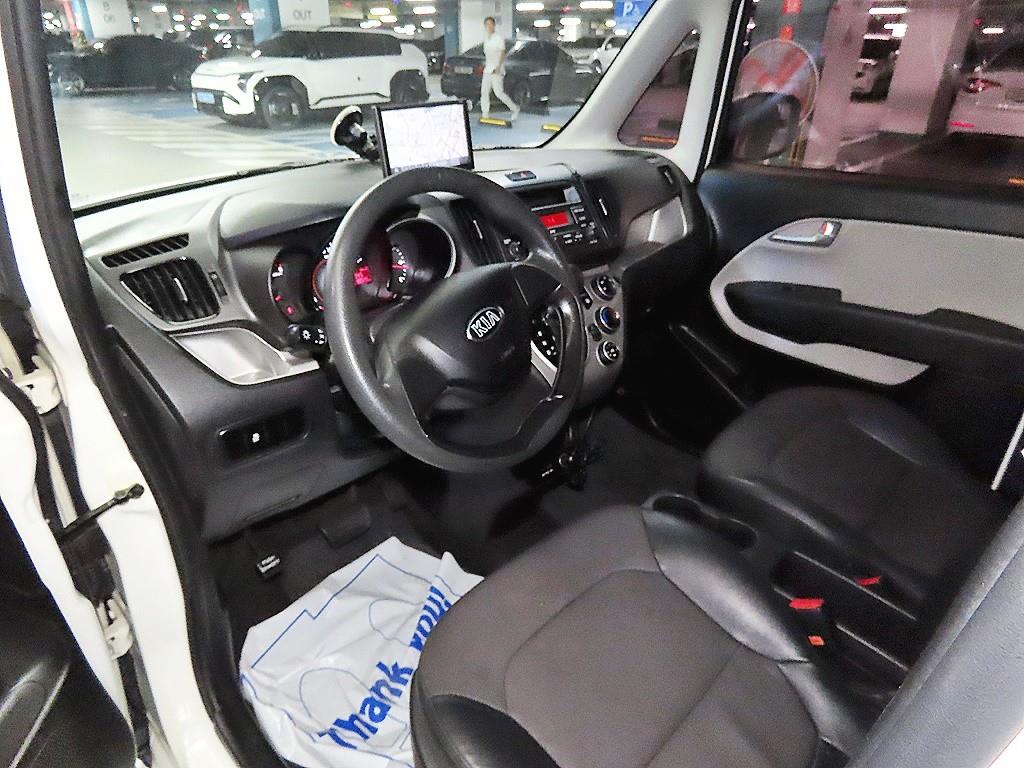KIA Ray - Vista 12