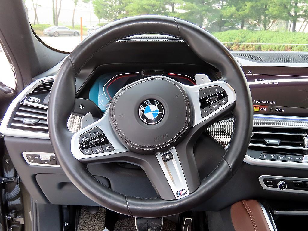 BMW X6 - Vista 10