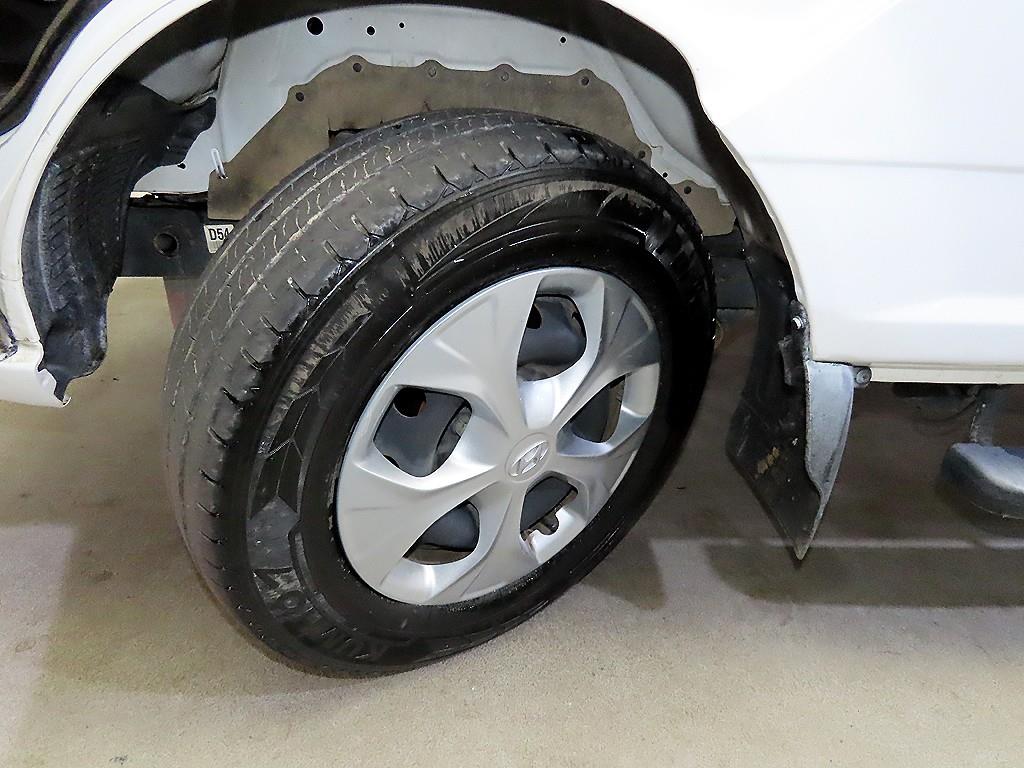 Small Truck Cargo (small) 2022 Blanco - Importación desde Corea - HF Imports Iquique - Foto 18