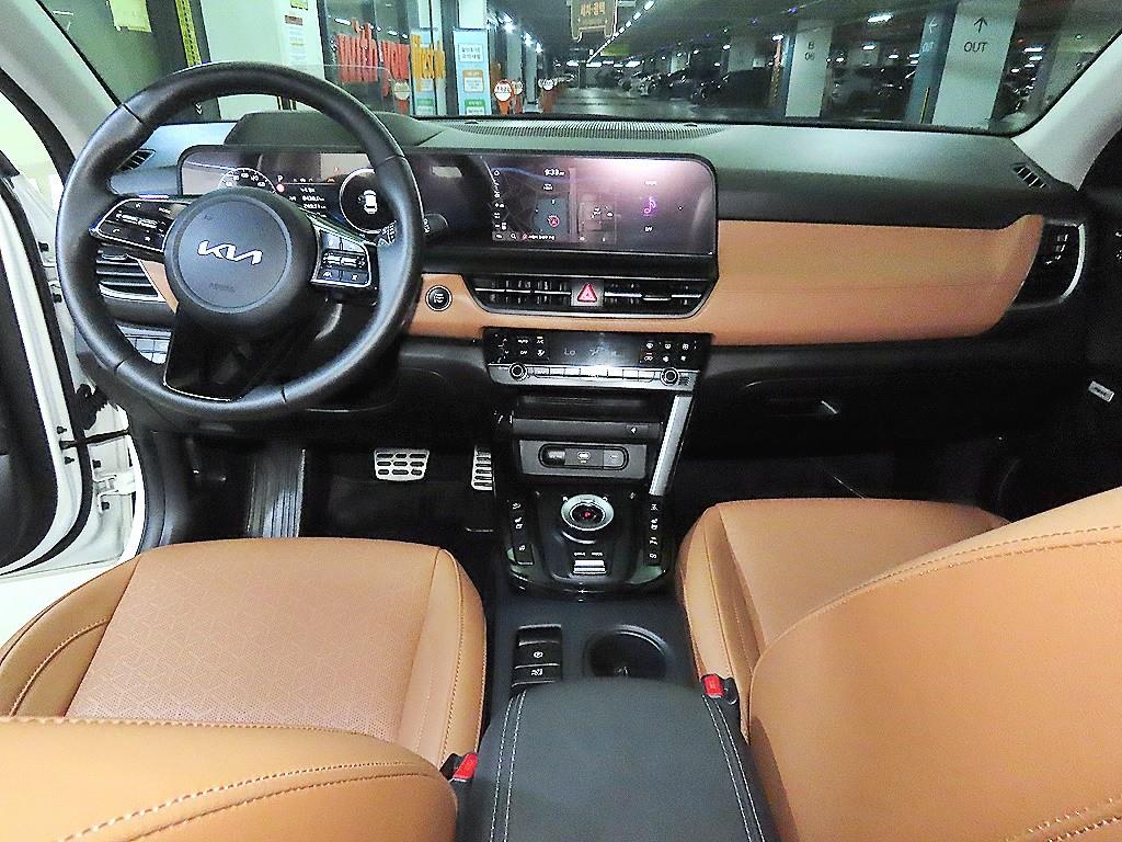 KIA Seltos - Vista 12
