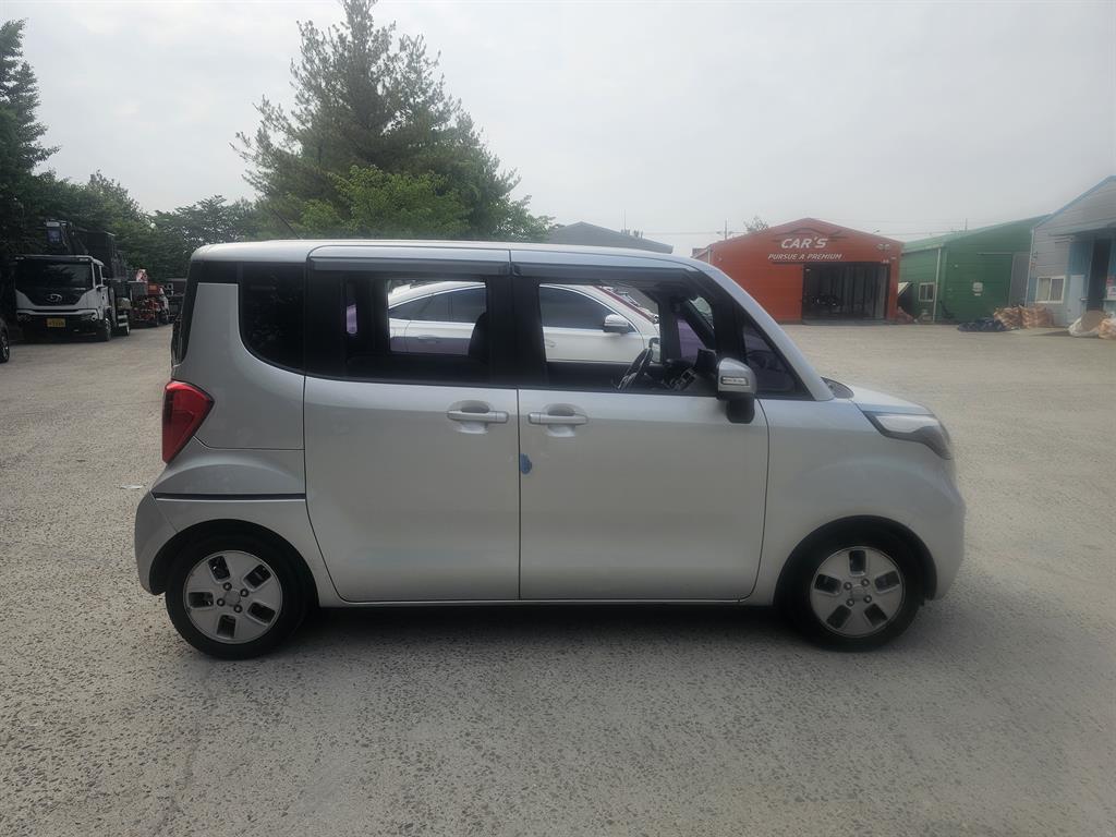 KIA Ray - Vista 6