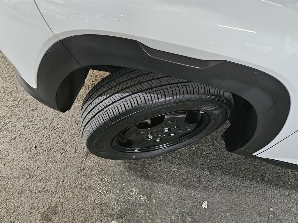 HYUNDAI Casper - Vista 12