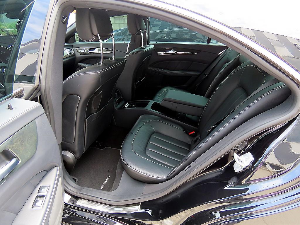 Mercedes Benz CLS Class - Vista 8