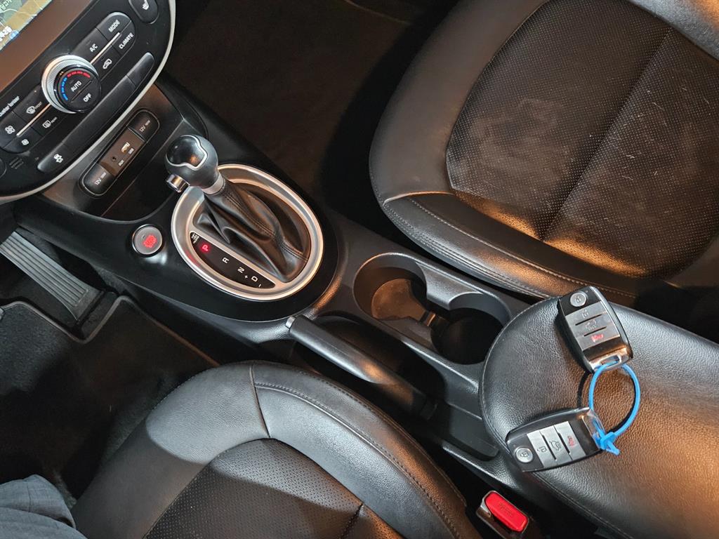 KIA Soul - Vista 12