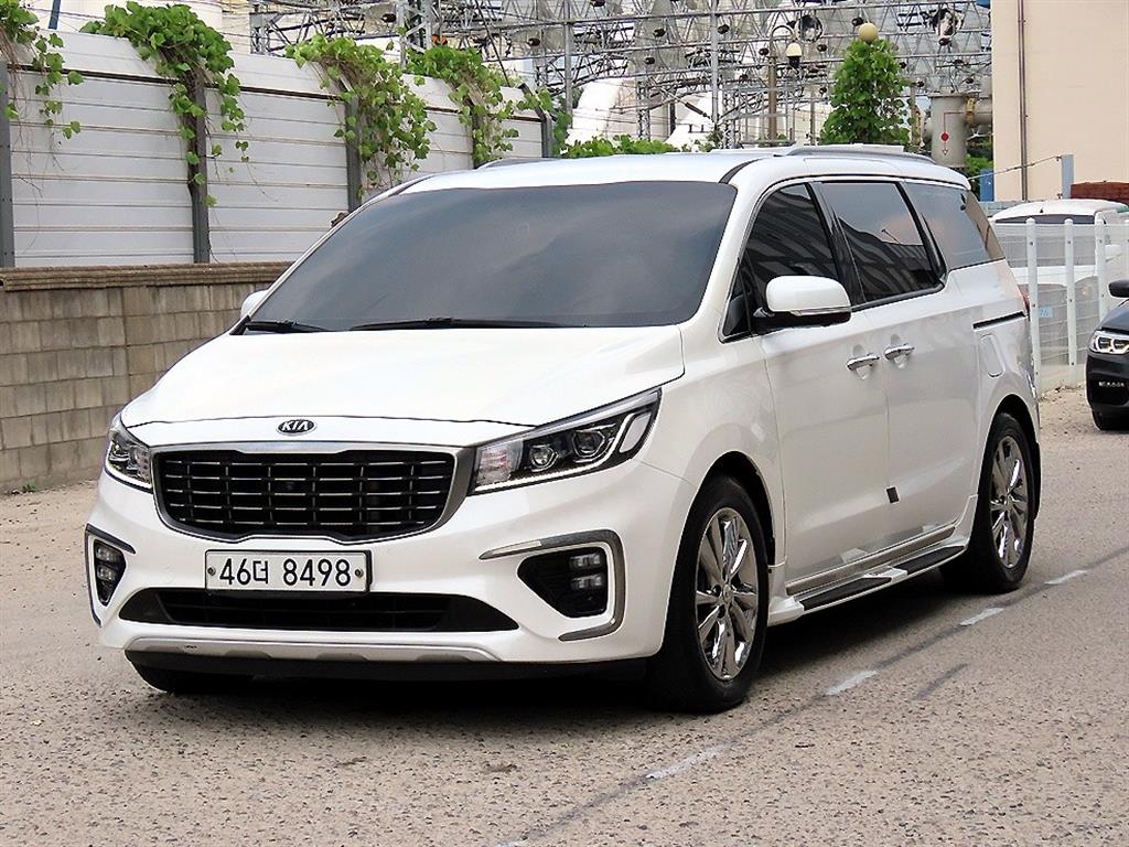 KIA Carnival - Vista 2