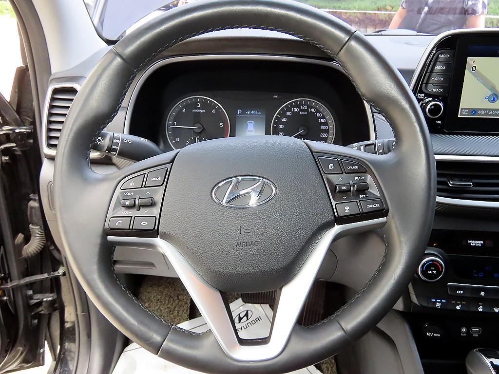 HYUNDAI Tucson - Vista 10