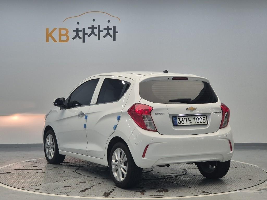 Chevrolet Spark - Vista 2
