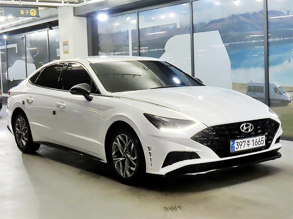 HYUNDAI Sonata 2022 Blanco - Importación desde Corea - HF Imports Iquique - Foto 1