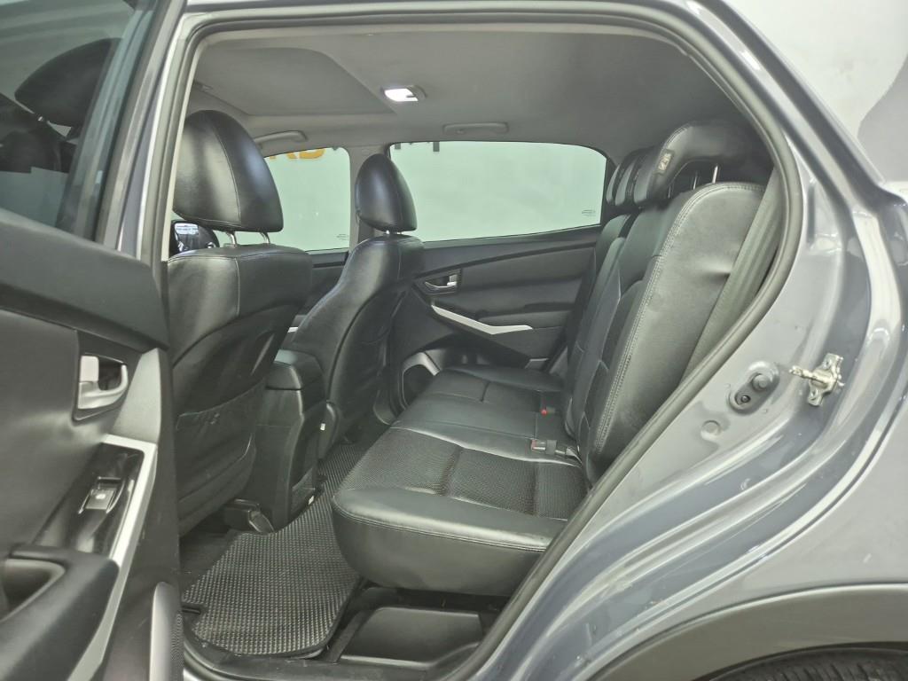 Ssangyong Korando 2015 Gris - Importación desde Corea - HF Imports Iquique - Foto 14
