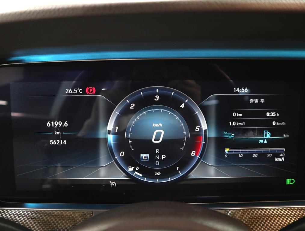 Mercedes Benz CLS Class - Vista 8