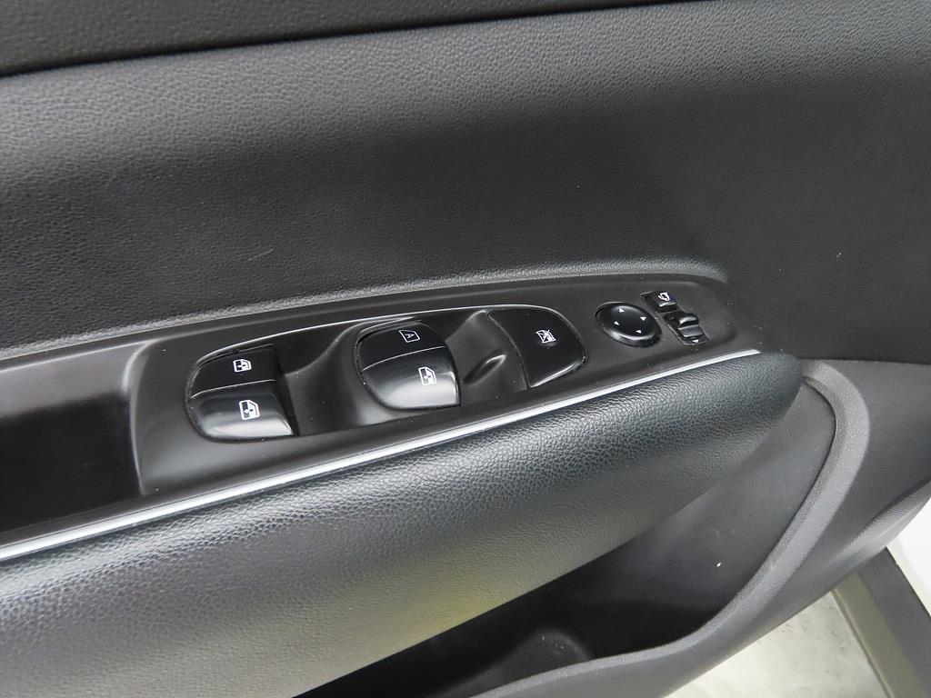 SAMSUNG QM6 2019 Blanco - Importación desde Corea - HF Imports Iquique - Foto 17