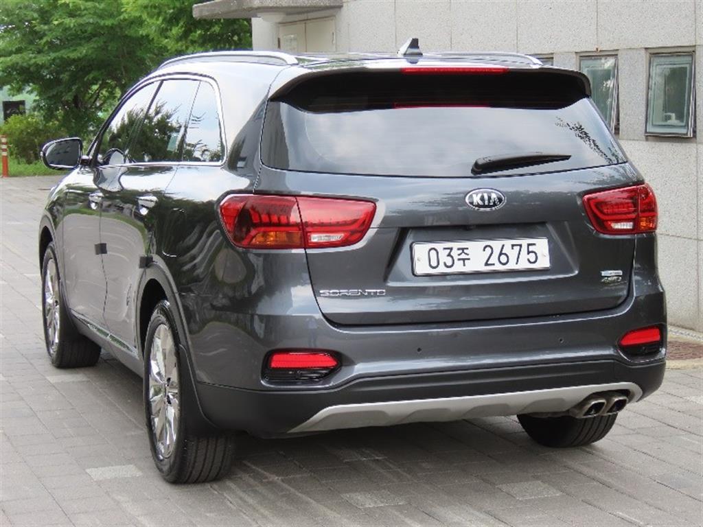 KIA Sorento - Vista 6