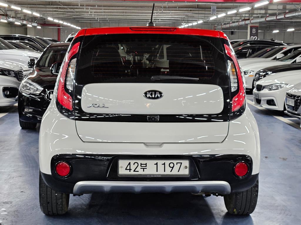 KIA Soul - Vista 6