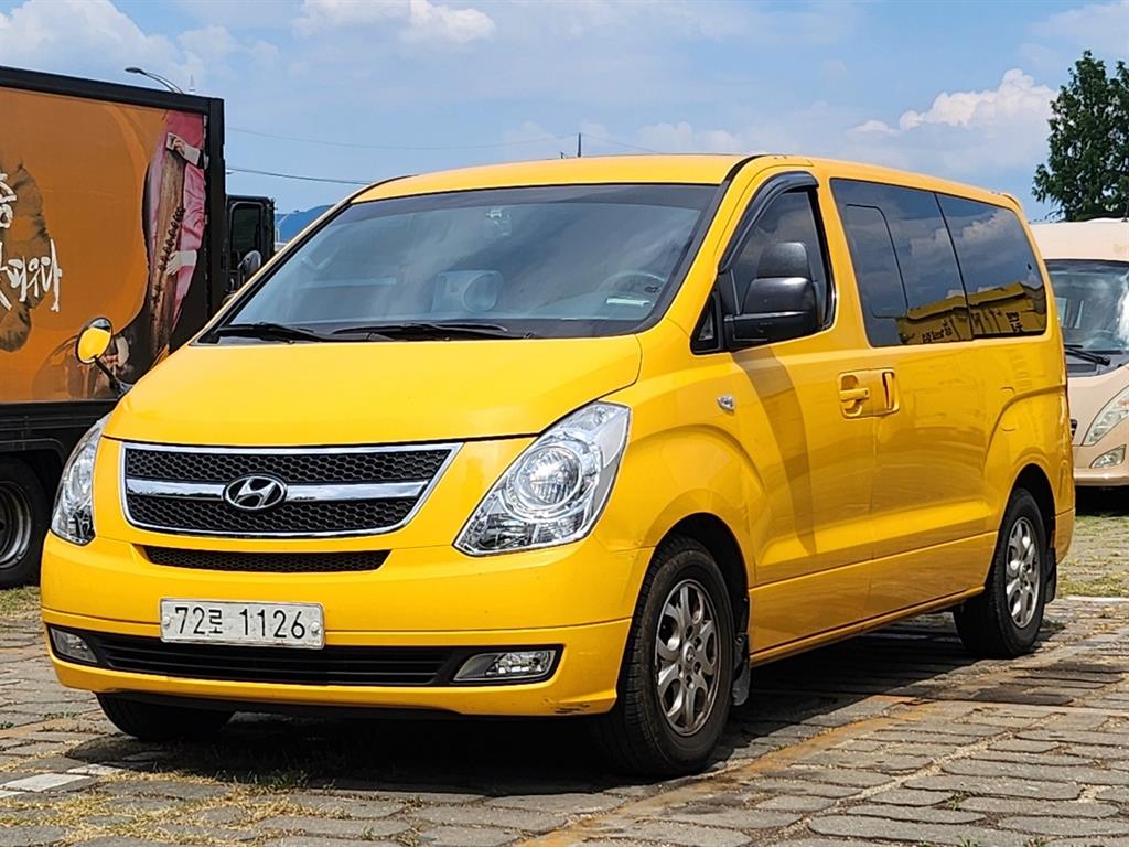 HYUNDAI Starex 2014 Amarillo - Importación desde Corea - HF Imports Iquique - Foto 1
