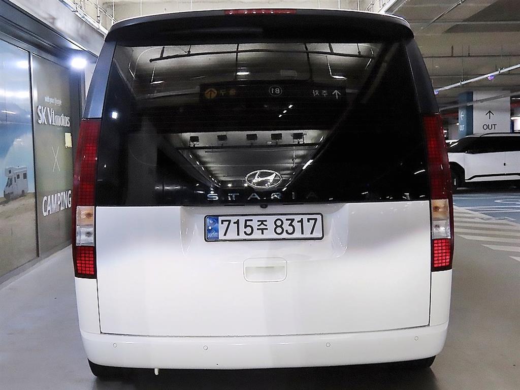 HYUNDAI Staria - Vista 7