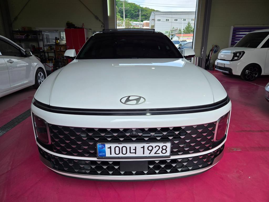 HYUNDAI Grandeur - Vista 2
