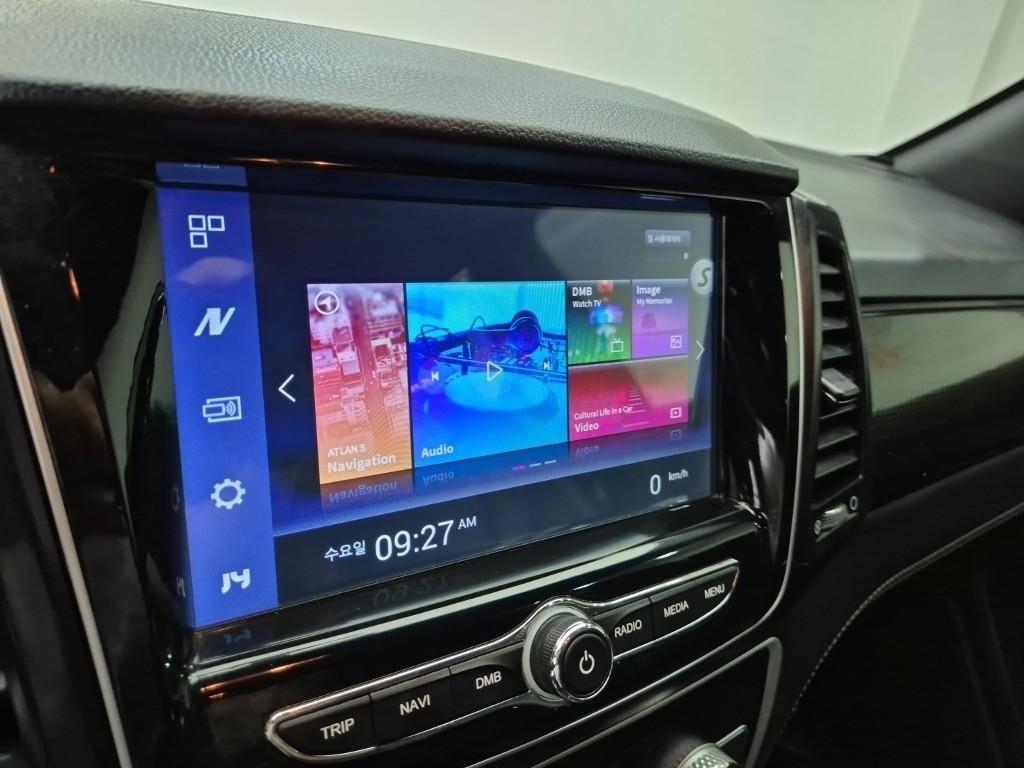 Ssangyong Rexton 2019 Blanco - Importación desde Corea - HF Imports Iquique - Foto 17